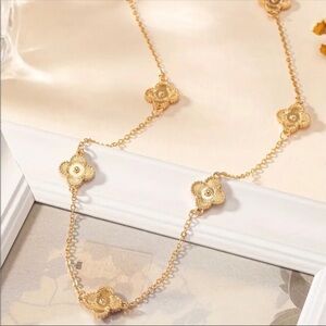 Women’s Gold Clover Long Necklace Four leaf necklace